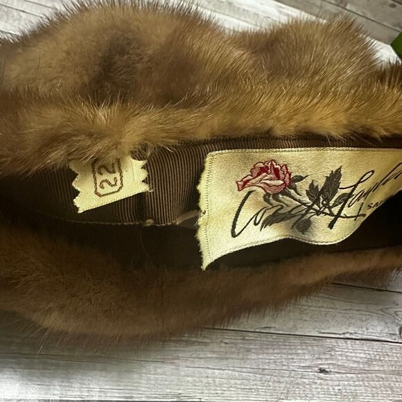 Lord & Taylor Women’s Winter Tan Fur Hat - Picture 8 of 12
